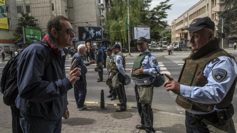 «Ξεβράκωτοι» οι Σκοπιανοί αστυνομικοί – Προσέφυγαν στο δικαστήριο να διεκδικήσουν στολές